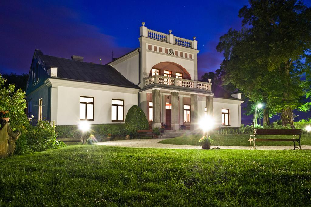 Agropark - Dworek Pod Lipa Sobków エクステリア 写真