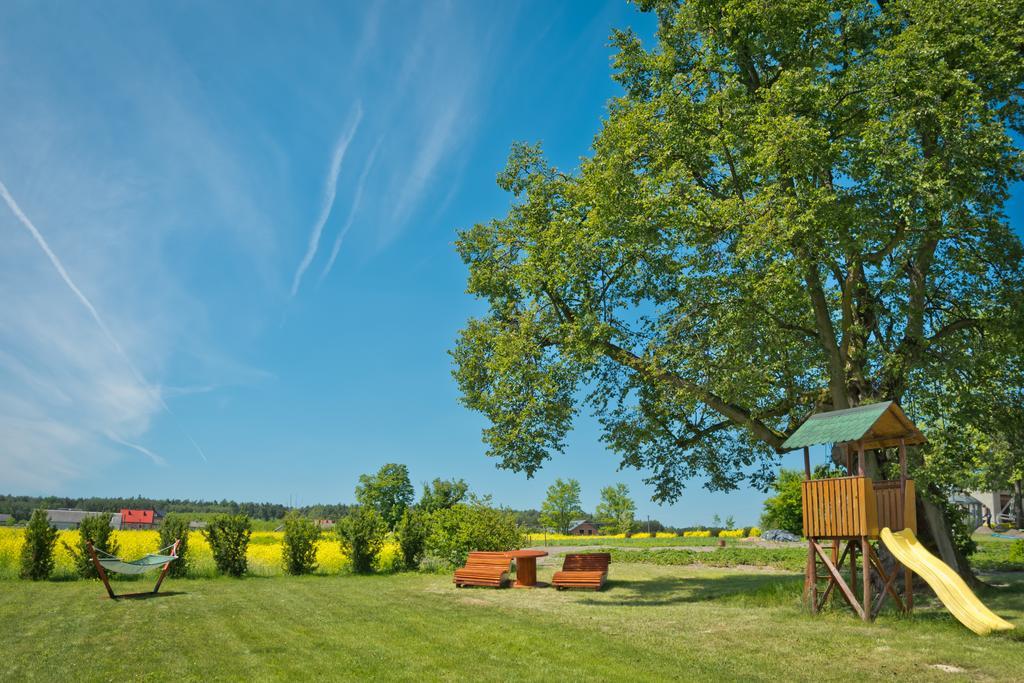 Agropark - Dworek Pod Lipa Sobków エクステリア 写真